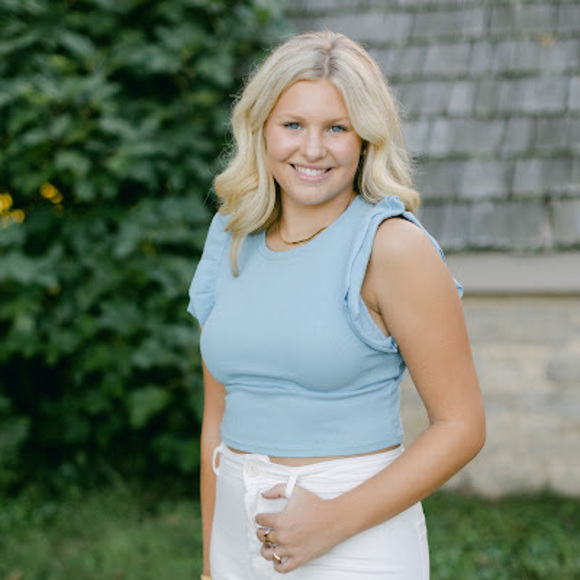 Meet your Posher, Finley - Picture 1 of 1